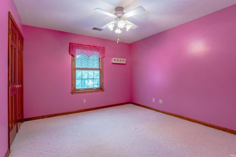 Tiny photo for 1542 Kings Bridge Road, Evansville, IN 47725 (MLS # 202637325)
