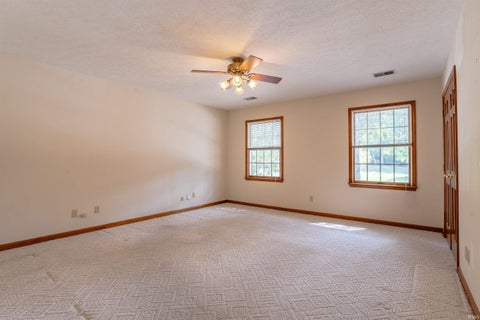 Tiny photo for 1542 Kings Bridge Road, Evansville, IN 47725 (MLS # 202637325)