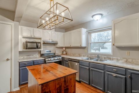 Tiny photo for 1909 Arcadia Drive, Lafayette, IN 47905 (MLS # 202600106)