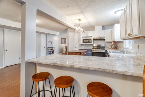 Tiny photo for 1909 Arcadia Drive, Lafayette, IN 47905 (MLS # 202600106)