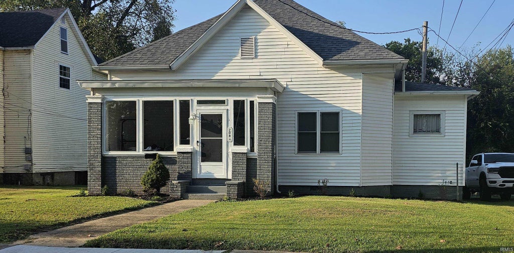 Photo of 208 Gough Avenue, Boonville, IN 47601 (MLS # 202639132)