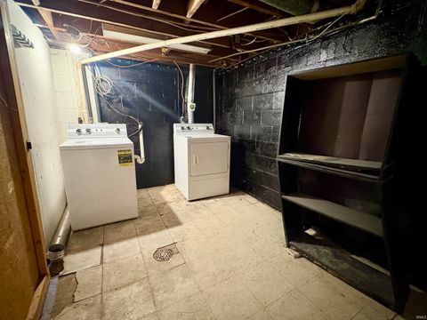 Tiny photo for 2214 W King Street, Kokomo, IN 46901 (MLS # 202616873)