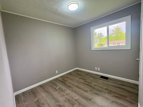 Tiny photo for 2214 W King Street, Kokomo, IN 46901 (MLS # 202616873)