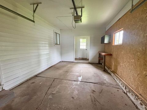 Tiny photo for 2214 W King Street, Kokomo, IN 46901 (MLS # 202616873)