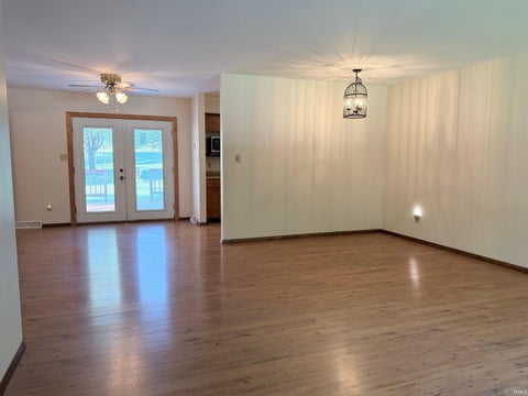 Tiny photo for 3711 W Tapp Road, Bloomington, IN 47403 (MLS # 202623187)
