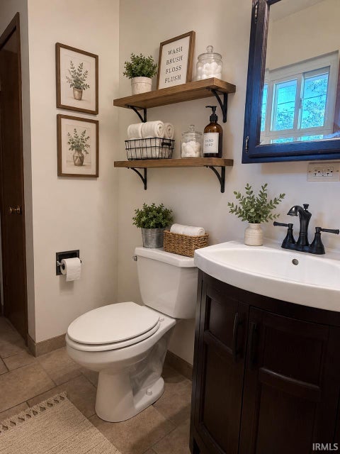 Tiny photo for 3711 W Tapp Road, Bloomington, IN 47403 (MLS # 202623187)