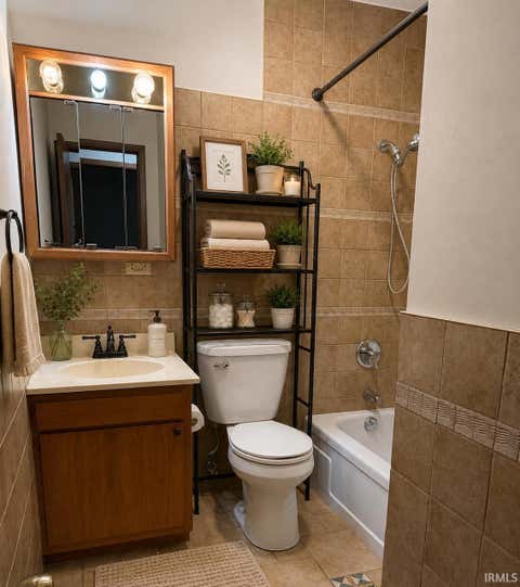 Tiny photo for 3711 W Tapp Road, Bloomington, IN 47403 (MLS # 202623187)