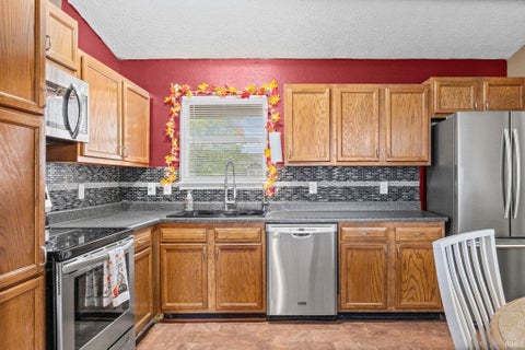 Tiny photo for 421 Faxon Drive, Lafayette, IN 47905 (MLS # 202639418)