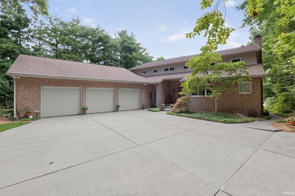 53820 CRYSTAL CREEK LN, ELKHART, IN 46514 - Image 12a9f342dfed2425a10cbed92a8987bc/208754455
