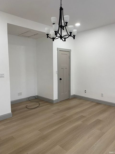 Tiny photo for 901 RACE Street, Logansport, IN 46947 (MLS # 202549279)