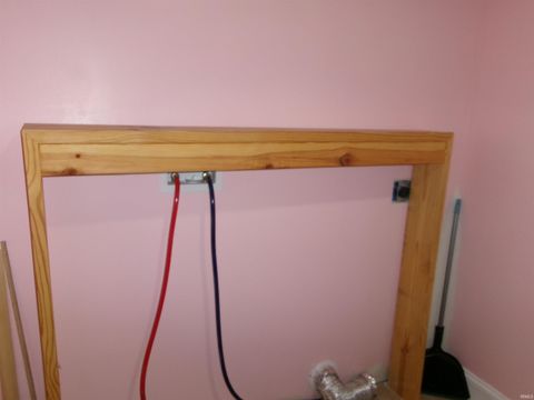 Tiny photo for 901 RACE Street, Logansport, IN 46947 (MLS # 202549279)