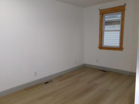 Tiny photo for 901 RACE Street, Logansport, IN 46947 (MLS # 202549279)