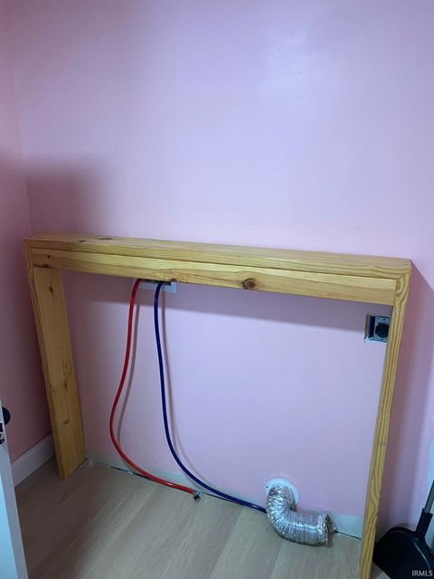 Tiny photo for 901 RACE Street, Logansport, IN 46947 (MLS # 202549279)