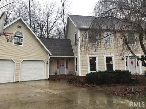 Photo of 2206 E Autumn Drive, Bloomington, IN 47401 (MLS # 202611881)
