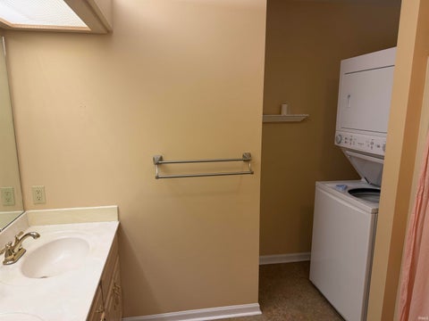 Tiny photo for 1119 Diamond Drive, Mishawaka, IN 46544 (MLS # 202643634)