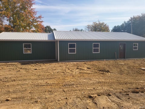 Tiny photo for North Private Road 125 E, Sullivan, IN 47882 (MLS # 202644813)