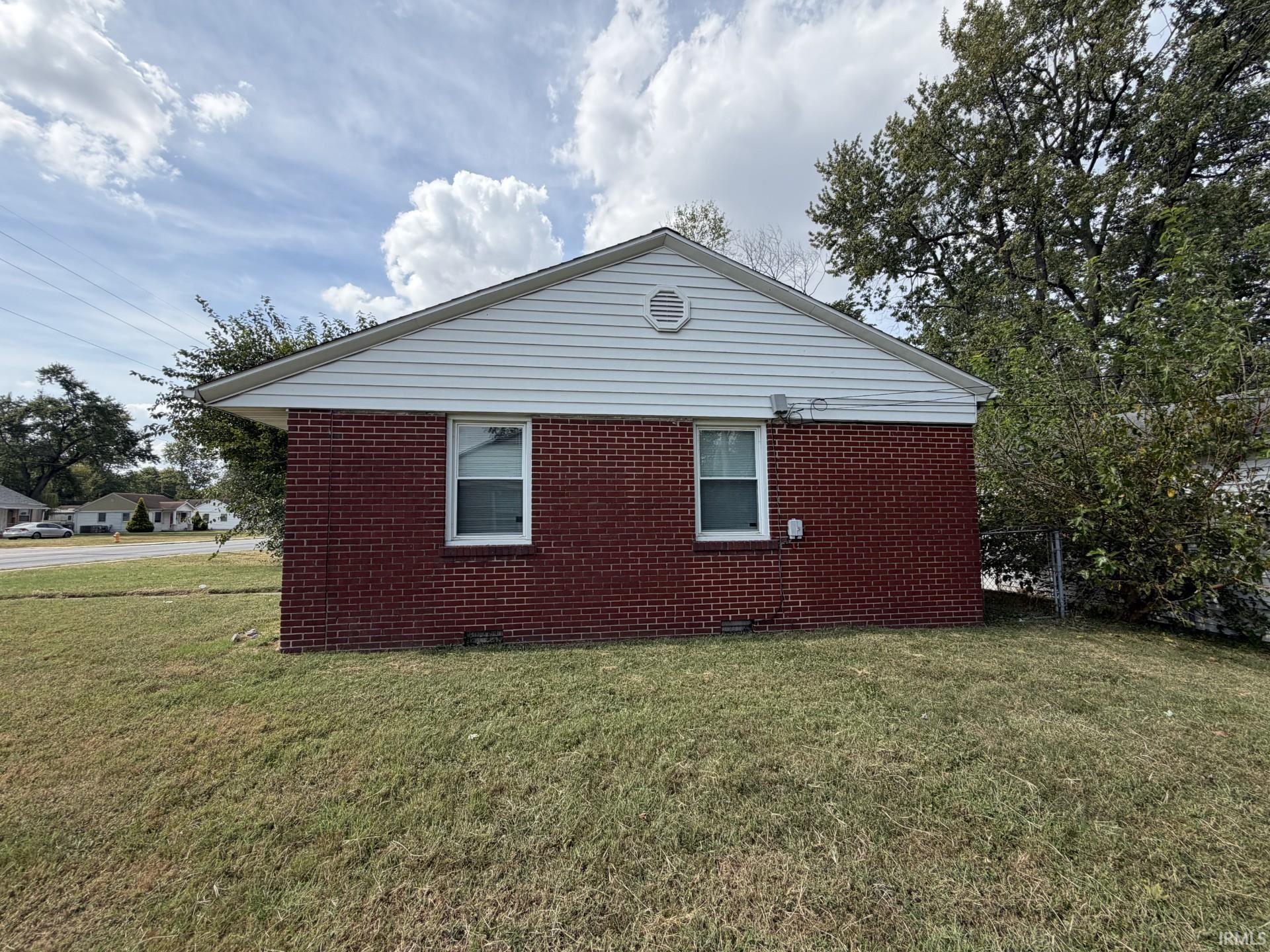 1800 Covert Avenue