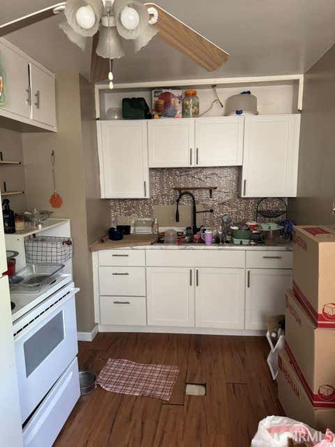 Tiny photo for 1721 Obrien Street, South Bend, IN 46628 (MLS # 202624459)