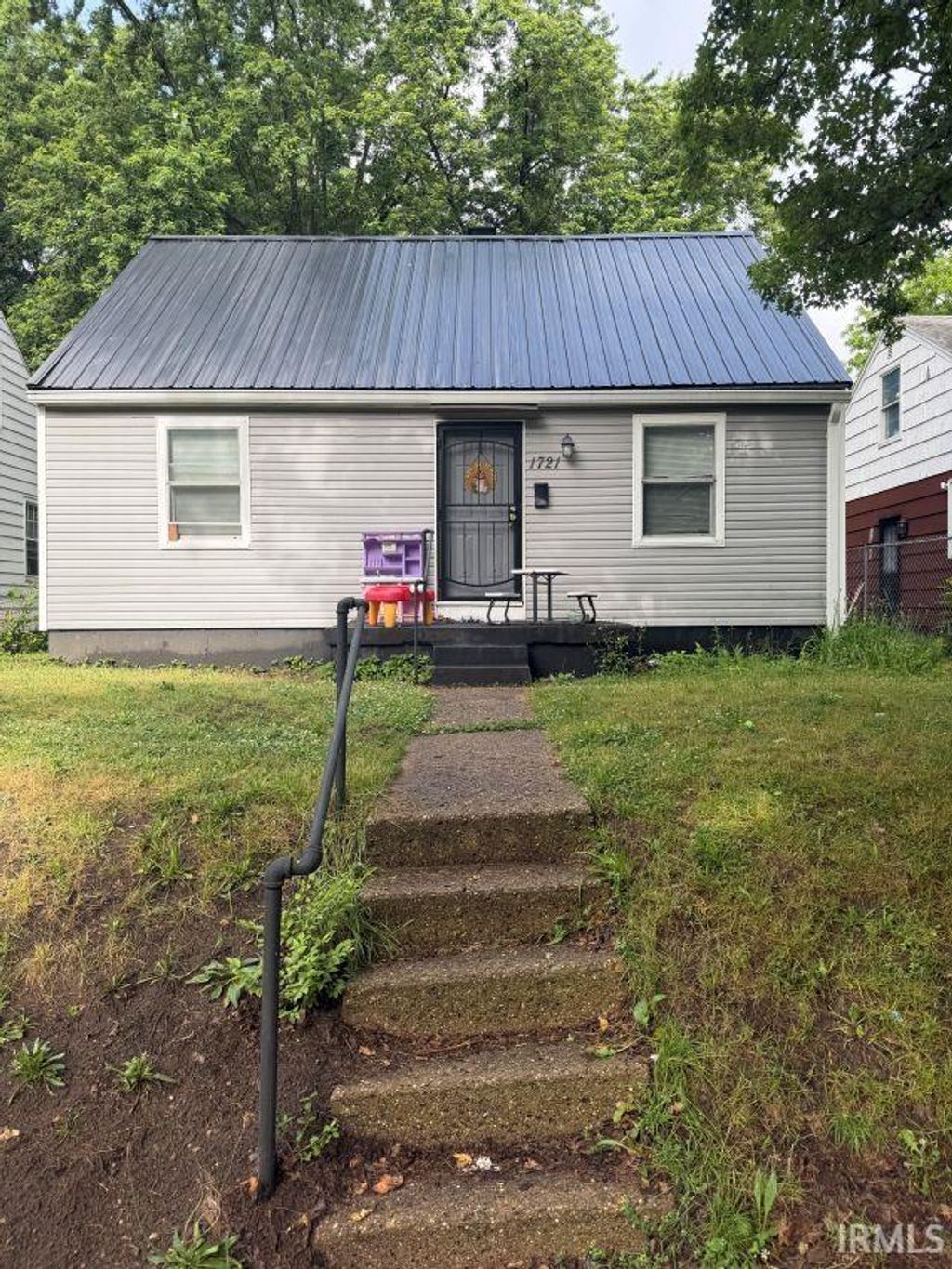 Photo of 1721 Obrien Street, South Bend, IN 46628 (MLS # 202624459)