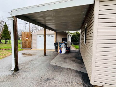 Tiny photo for 22 Ulen Place, Lafayette, IN 47904 (MLS # 202611129)