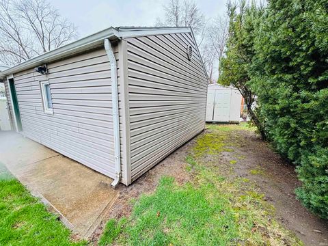 Tiny photo for 22 Ulen Place, Lafayette, IN 47904 (MLS # 202611129)