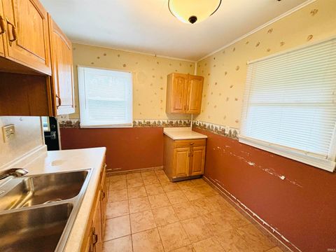 Tiny photo for 22 Ulen Place, Lafayette, IN 47904 (MLS # 202611129)