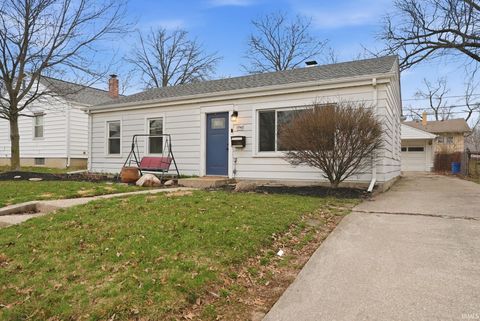 Photo of 1740 W State Boulevard, Fort Wayne, IN 46808 (MLS # 202608216)