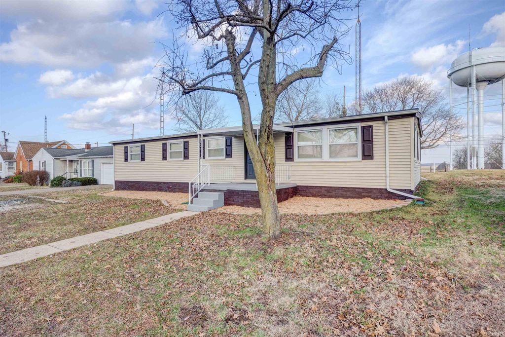 Photo of 327 N Washington Street, Dale, IN 47523 (MLS # 202605509)