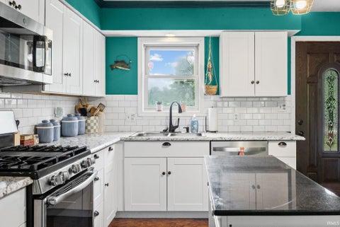 Tiny photo for 11344 W Horseshoe Bend Road, Brookston, IN 47923 (MLS # 202625306)