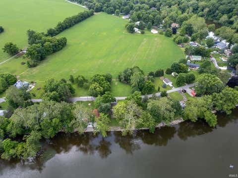 Tiny photo for 11344 W Horseshoe Bend Road, Brookston, IN 47923 (MLS # 202625306)