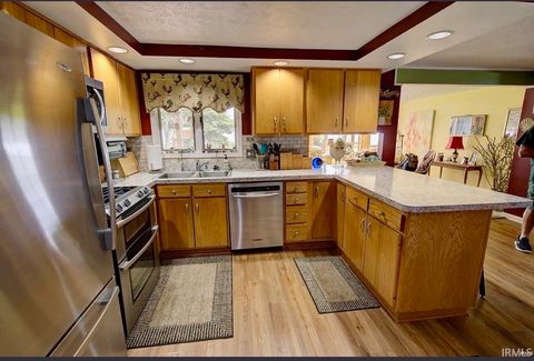 Tiny photo for 1112 Brubaker Street, Warsaw, IN 46580 (MLS # 202616138)