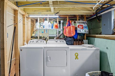 Tiny photo for 1111 S 14TH Street, Lafayette, IN 47905 (MLS # 202539550)