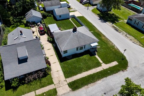 Tiny photo for 733 S 27th Street, Lafayette, IN 47904 (MLS # 202624566)