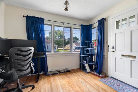 Tiny photo for 733 S 27th Street, Lafayette, IN 47904 (MLS # 202624566)