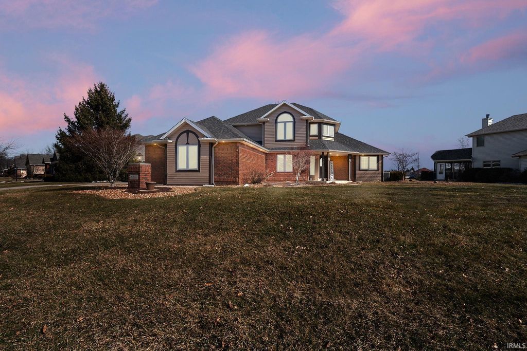 Photo of 6810 Hawksnest Trail, Fort Wayne, IN 46835 (MLS # 202606323)