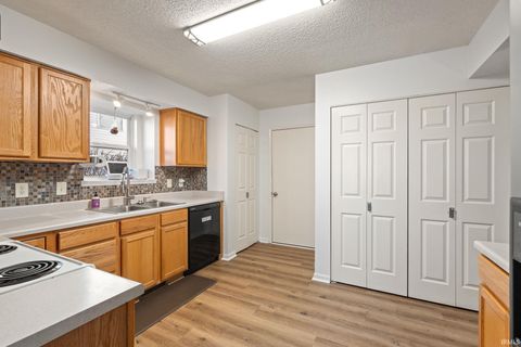 Tiny photo for 1723 Grafton Place, Fort Wayne, IN 46808 (MLS # 202602268)