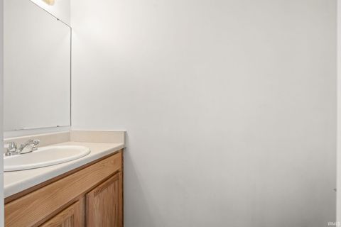 Tiny photo for 1723 Grafton Place, Fort Wayne, IN 46808 (MLS # 202602268)