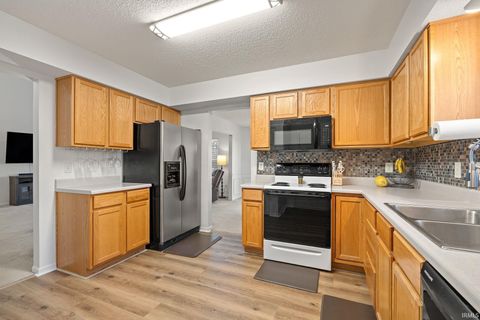 Tiny photo for 1723 Grafton Place, Fort Wayne, IN 46808 (MLS # 202602268)