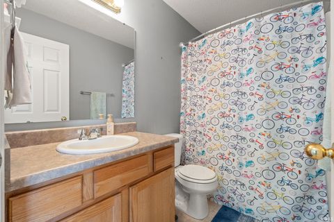 Tiny photo for 1723 Grafton Place, Fort Wayne, IN 46808 (MLS # 202602268)