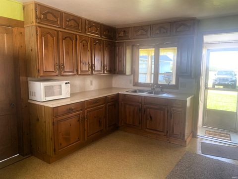 Tiny photo for 5556 S S.R. 119 Road, Star City, IN 46985 (MLS # 202536618)