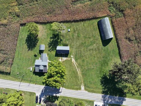 Tiny photo for 5556 S S.R. 119 Road, Star City, IN 46985 (MLS # 202536618)