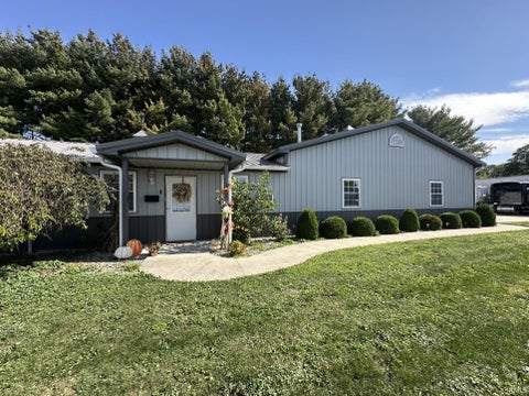 Photo of 1802 W MONROE Street, Kokomo, IN 46901 (MLS # 202642460)