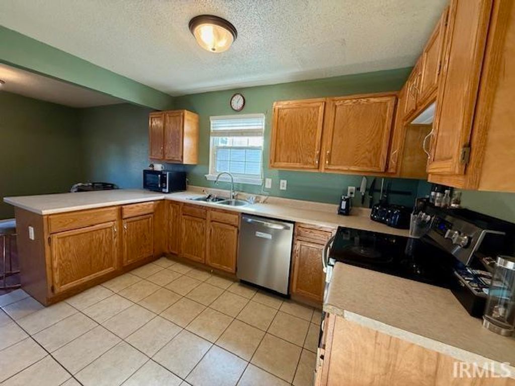 Photo of 711 S Bosell Court, Bloomington, IN 47403 (MLS # 202602241)