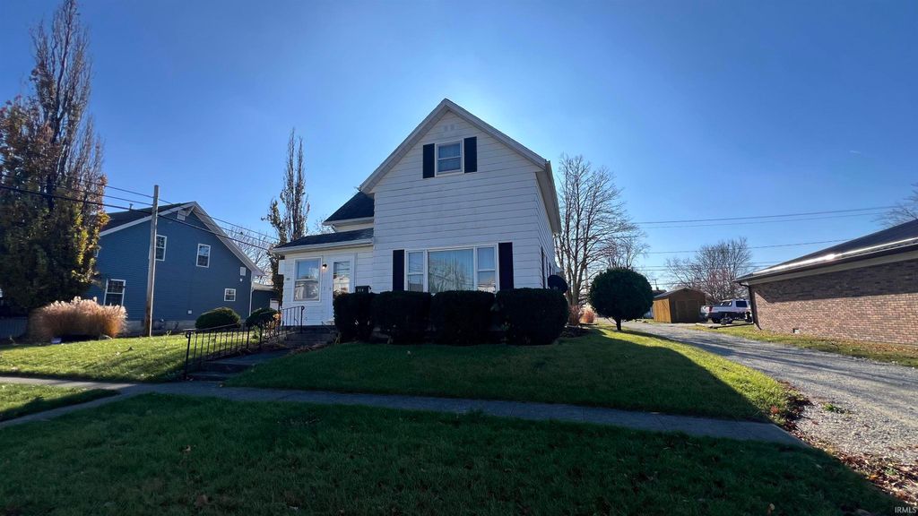 Photo of 415 W Main Street, Portland, IN 47371 (MLS # 202547135)