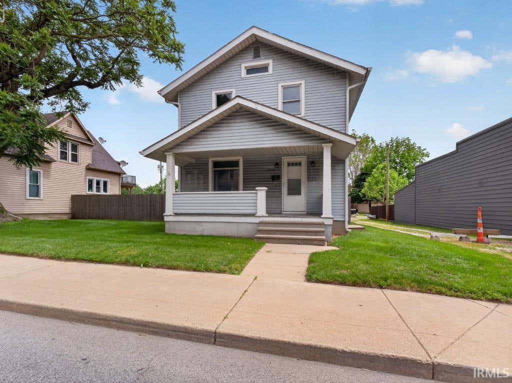 Photo of 2338 N Clinton Street, Fort Wayne, IN 46805 (MLS # 202621548)