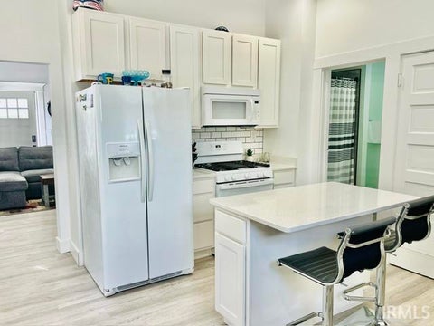 Tiny photo for 601 Bell Avenue, Evansville, IN 47712 (MLS # 202634420)