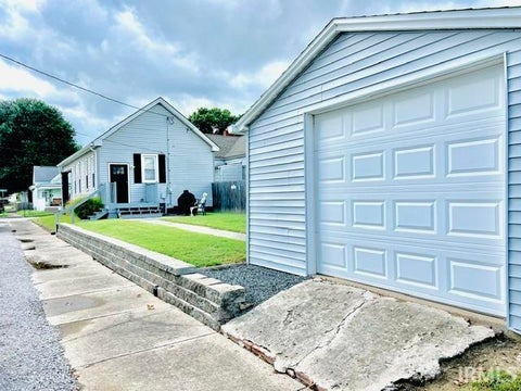Tiny photo for 601 Bell Avenue, Evansville, IN 47712 (MLS # 202634420)