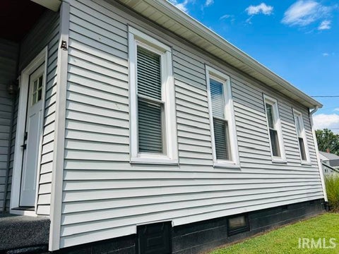 Tiny photo for 601 Bell Avenue, Evansville, IN 47712 (MLS # 202634420)