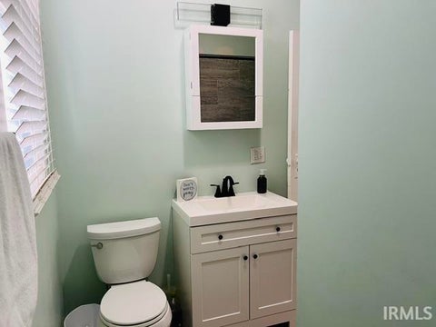 Tiny photo for 601 Bell Avenue, Evansville, IN 47712 (MLS # 202634420)