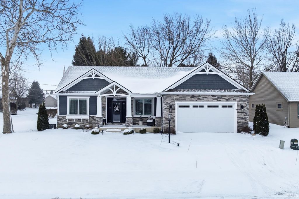 Photo of 6716 Blackthorn Harbor Drive #Lot 114, South Bend, IN 46628 (MLS # 202609052)